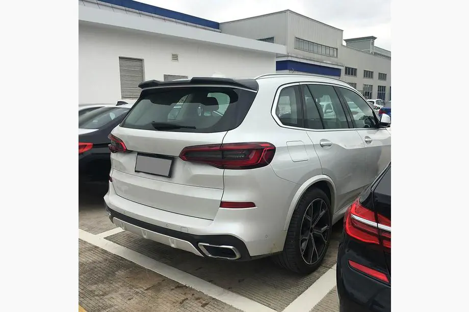 BMW X5 G05 2019–2026 Bagrudespoiler V2 (højglans sort) Image