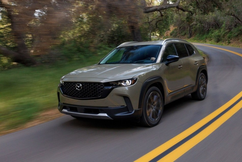 Test: stilfuld og komfortabel Mazda CX-50