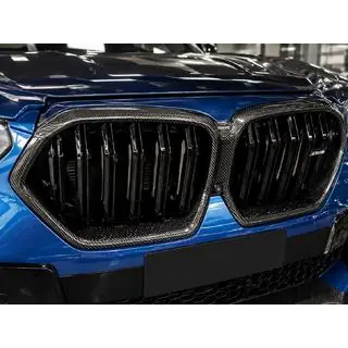 Nyregrille M-Look (2018-2022, kulfiber) foto 1