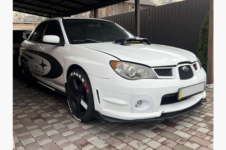 Subaru Impreza 2000–2007 Frontlipspoiler Niken Black (ABS) Foto 6