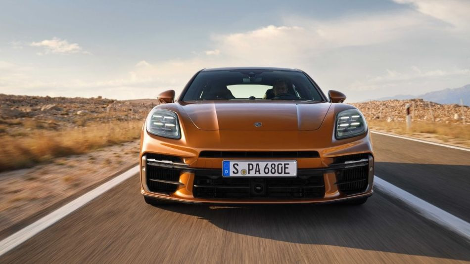 Porsche Panamera Turbo 2024: test af hybrid liftback