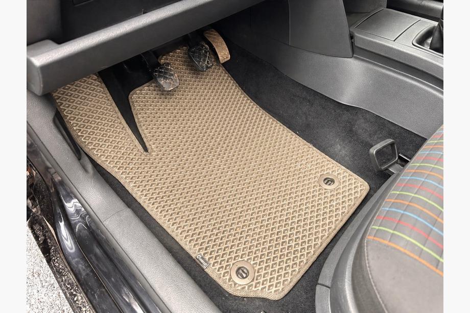 Volkswagen Polo 2001–2009 EVA-gulvmåtter (HB, 3/5-dørs, beige) Image