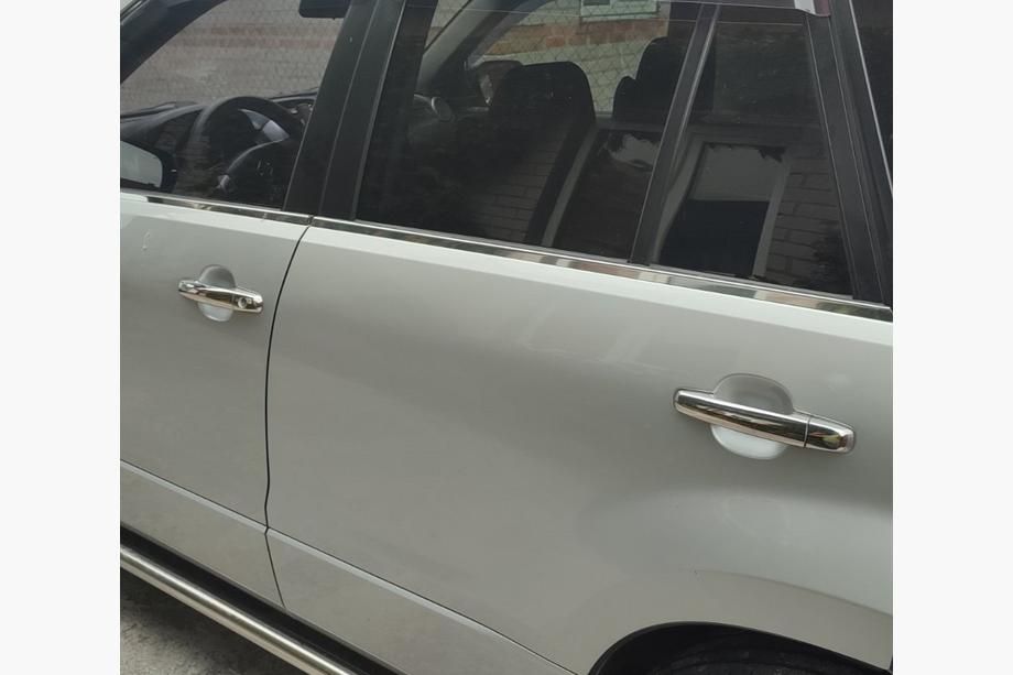 Suzuki Grand Vitara 2005–2017 Dørhåndtagskapper (5 stk., rustfrit stål, uden keyless-sensor) Image