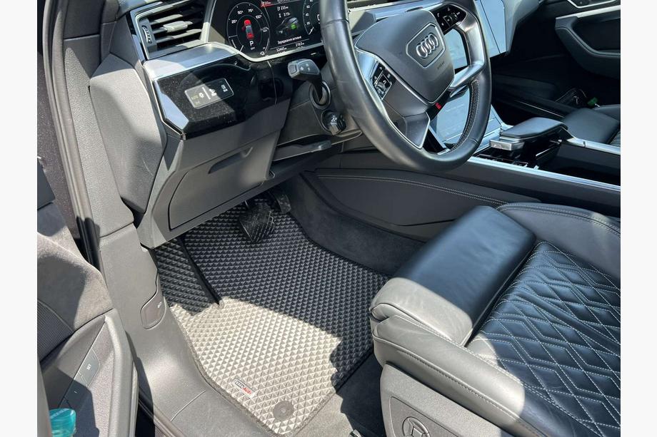 Audi e-Tron 2018–2022 EVA-bilmåtter (grå) Image