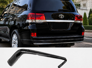 Toyota Land Cruiser 200 2007–2021 Bageste diffuser med krom 2016-2021 (Executive 2019/2021) Sort farve foto 1