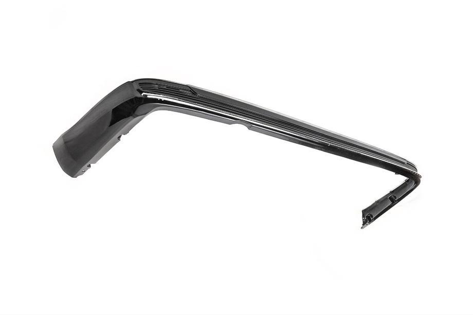 Toyota Land Cruiser 200 2007–2021 Bageste diffuser med krom 2016-2021 (Executive 2019/2021) Foto 6