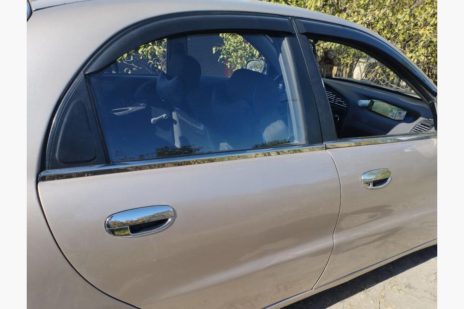 Chevrolet Lanos 1998–2017 Vindueslister (4 stk., rustfrit stål) Image