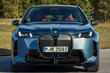 Test af den opdaterede elektriske crossover BMW iX 2025 foto 1