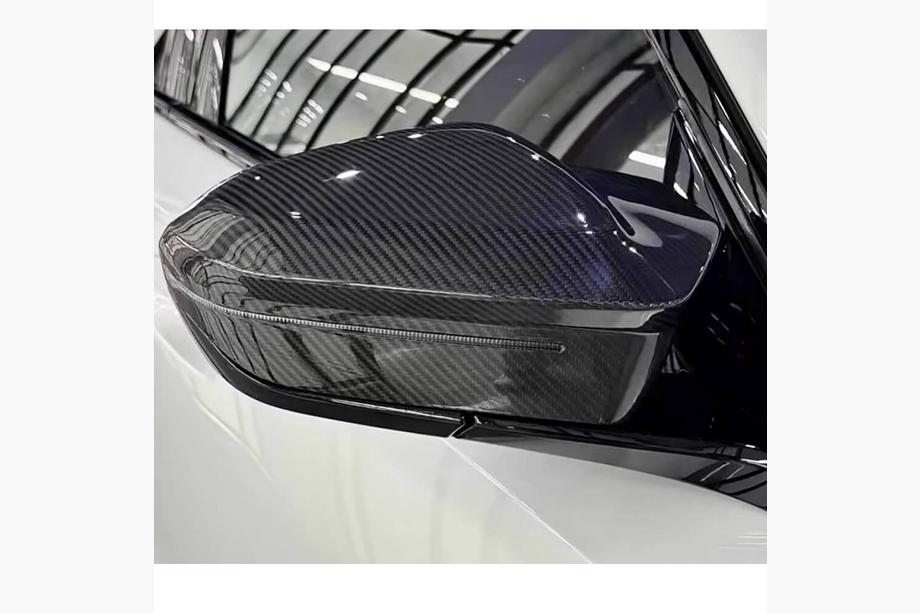 BMW 5/i5-serie G60/G60E/G61 2023– Spejlhætter (Carbon) Image