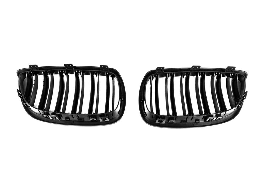 BMW 3-serie E92/E93 2006–2013 Nyregrill M-Look (til 2007-2010 non-M / 2008-2013 M3, blank sort) Foto 6
