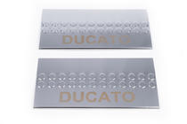 Fiat Ducato 2006–2025 Indvendige dørtrinslister Carmos V1 (2 stk., rustfrit stål) foto 2