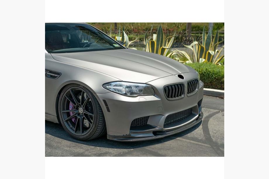 BMW 5-serie F10/F11 2010–2016 Frontlæbe DPT V2 (til M5, blank sort) Image