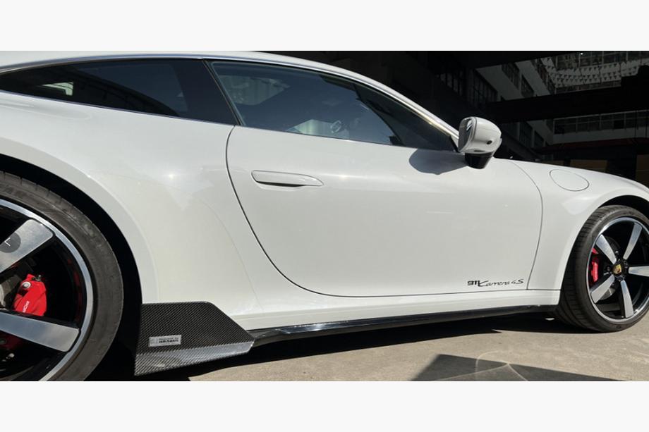 Porsche 911 (992) 2018– Sideskørter Image