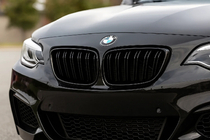 BMW 2-serie F22/F23 2014–2021 Nyregrill M-Look (sort højglans) foto 1