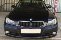 BMW 3-serie E90/E91 2005–2011 Nyregrill M-Look (til E-90/91 2005-2008, blank sort med kromkant) foto 1