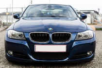 BMW 3-serie E90/E91 2005–2011 Nyregrill M-look (til E-90/91 2008-2011, blank sort med kromkant) foto 1