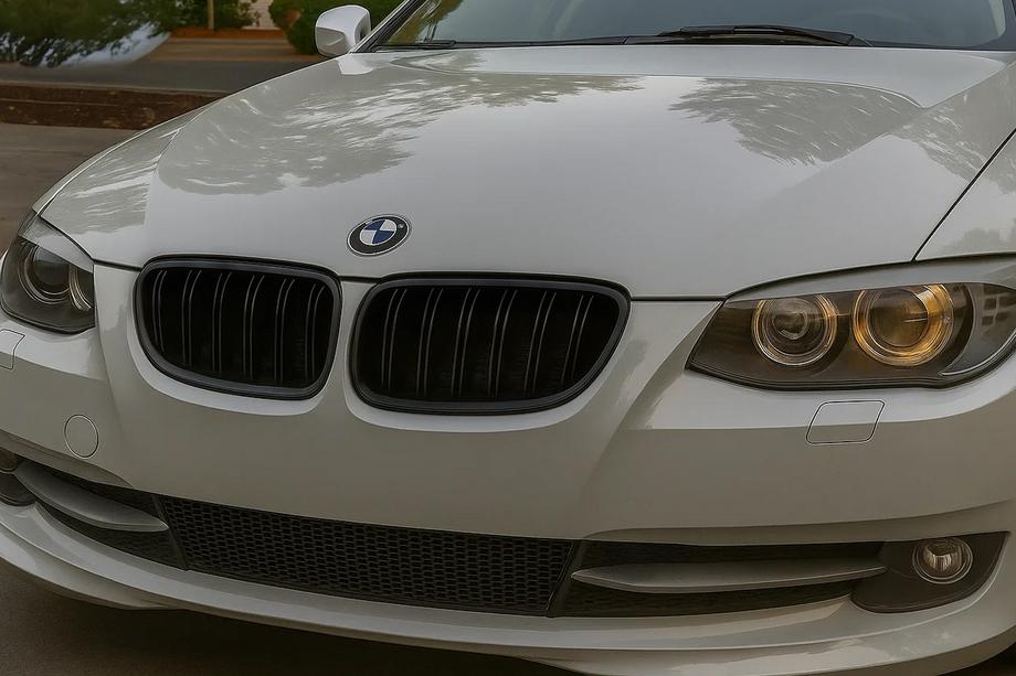 BMW 3-serie E92/E93 2006–2013 M-Look nyregrill (til 2010-2013, mat sort) Image