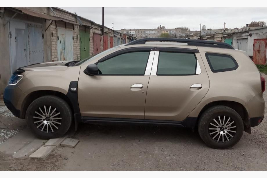Dacia Duster 2008–2018 Dørstolpe-lister (6 stk., rustfrit stål) Image