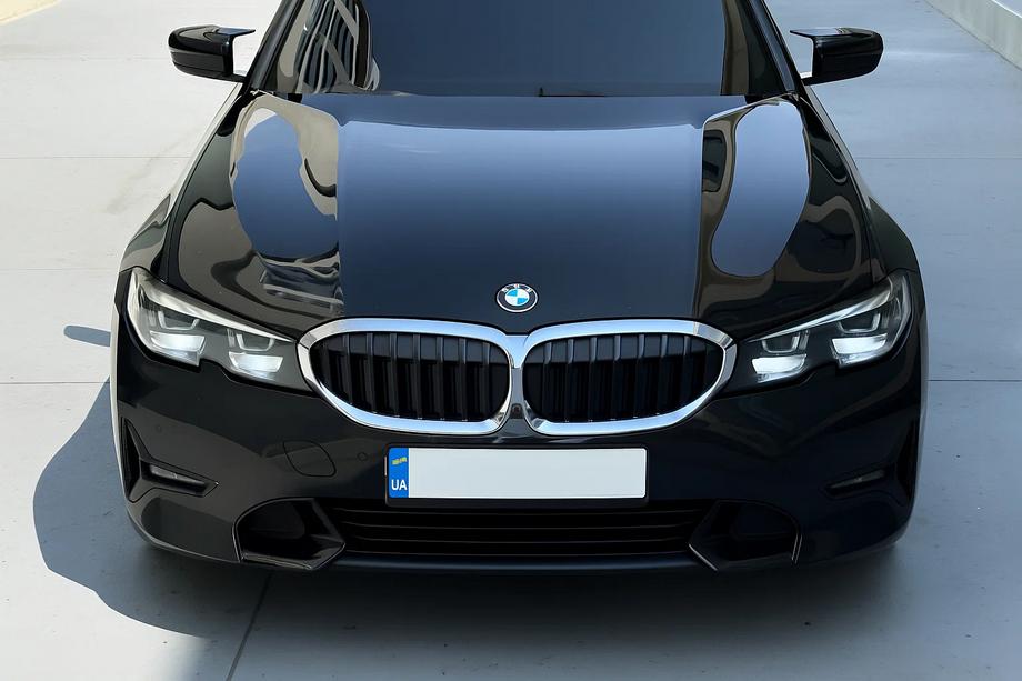 BMW 3-serie G20/G21 2018– Nyrer 1 Bar (2018-2022, sort højglans med kromkant) Foto 1