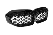 BMW 3-serie G20/G21 2018– Kidney-grill Diamond Black (2018-2022, sort kant) Med kameraholder foto 9