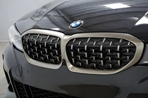 BMW 3-serie G20/G21 2018– Nyregrill Diamond Silver (2018-2022, mat kromkant) foto 3