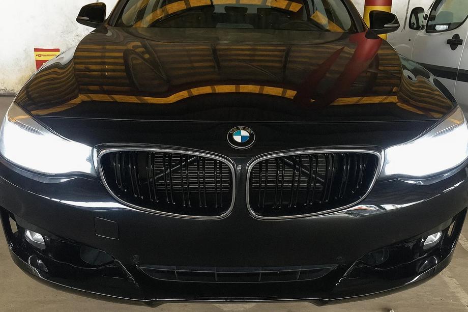 BMW 3-serie F34 2013–2020 M-Look nyregriller (sort højglans med kromkant) Foto 1