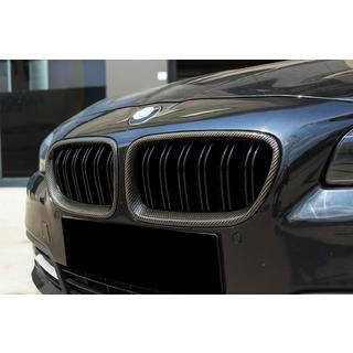 M-Look nyregrill (blank sort med carbon hydroprint) BMW 5-serie F10/F11 2010–2016 foto 1