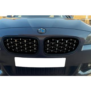 Nyregrill Diamond Silver (sort kant) BMW 5-serie F10/F11 2010–2016 foto 1