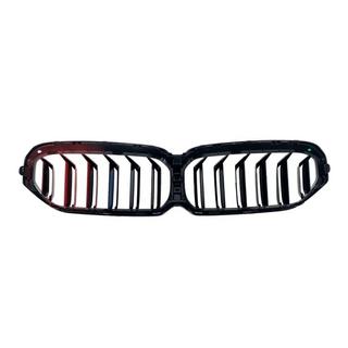 Nyregrill M-Look V1 (2021+, M-Color) BMW 5-serie G30/G31 2017–2023 foto 4