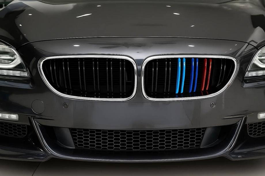 BMW 6-serie F12/F13/F06 2011–2018 Nyregrill M-Look (M-Color med kromkant) Image