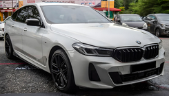 BMW 6-serie G32 2017– M-Look nyregrill (2020-2023, sort højglans) foto 1