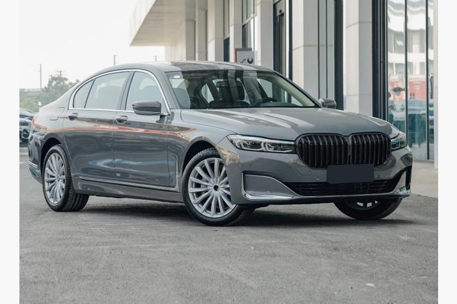 BMW 7-serie G11/G12 2015–2022 Nyregrill 1 Bar (2019-2022, sort højglans) Image