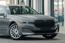 BMW 7-serie G11/G12 2015–2022 Nyregrill 1 Bar (2019-2022, mat sort) foto 1