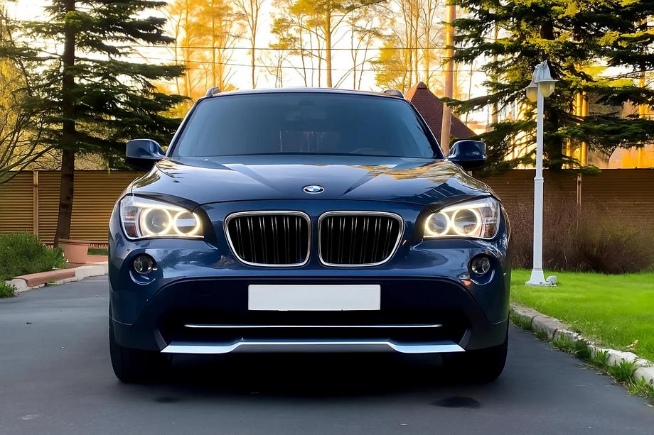 BMW X1 E84 2009–2015 M-Look nyregriller (sort højglans med kromkant) Image