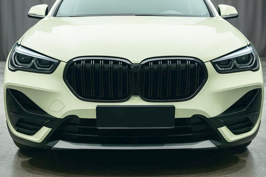 BMW X1 F48 2015–2022 Nyregrill M-Look (2020-2022, sort højglans) Image