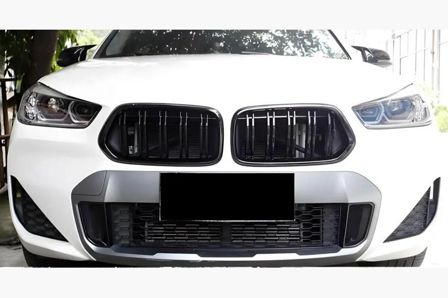 BMW X2 F39 2018–2023 Nyregrill M-Look (sort højglans) Image