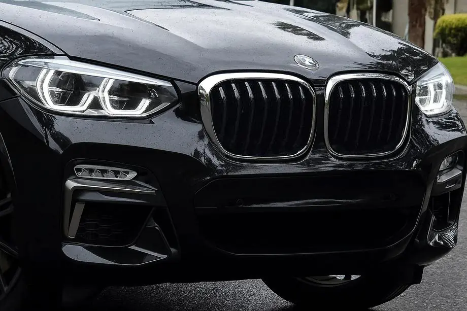 BMW X3 G01 2018– Nyregrill 1 Bar (2018-2021, sort højglans med kromkant) Image