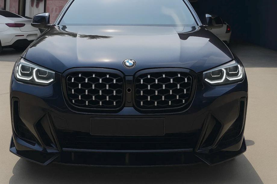 BMW X3 G01 2018– Nyregrill Diamond Silver (2021+, sort kant) Image