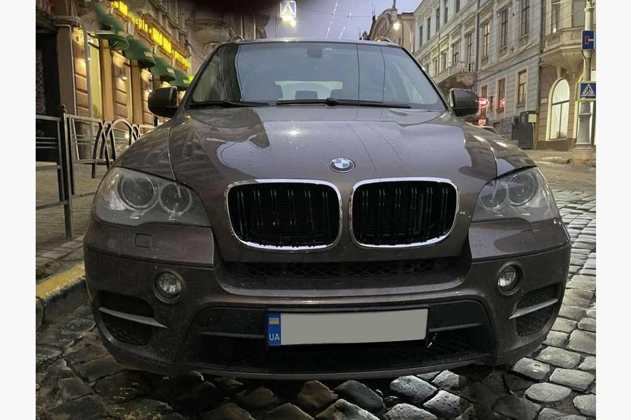 BMW X6 E71 2008–2014 M-Look nyregriller (sort højglans med kromkant) Image
