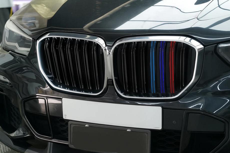 BMW X5 G05 2019–2026 Nyregrill M-Look (2019-2022, M-Color med kromkant) Image