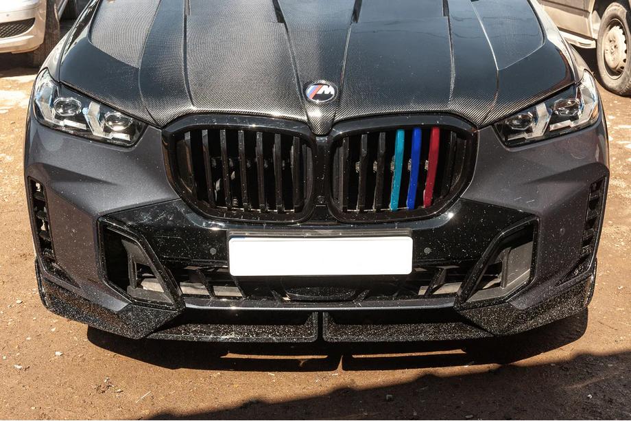 BMW X5 G05 2019–2026 Nyregrill 1 Bar (2023+, M-Color) Foto 1