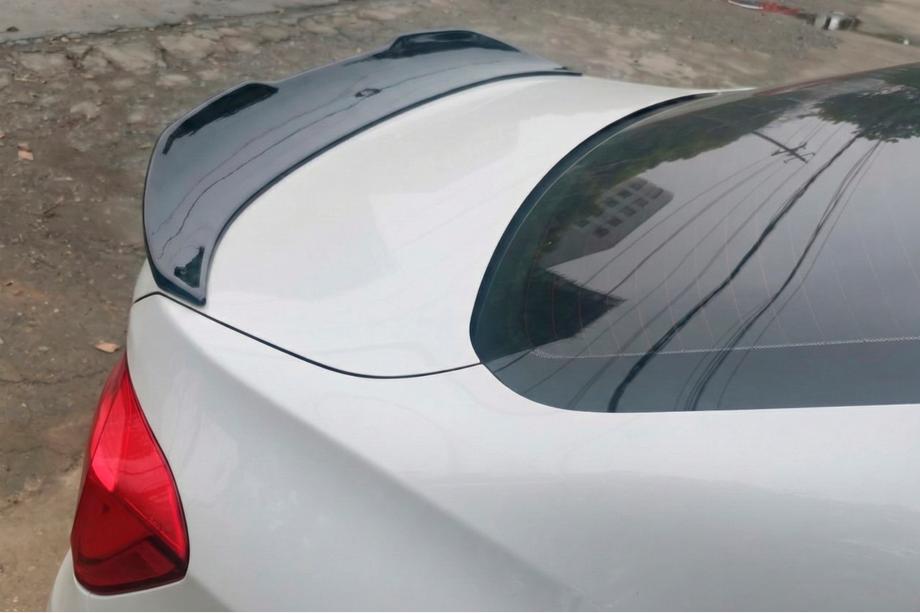 BMW 3-serie F30/F31 2012–2019 PSM-Style hækspoiler (til F30/F80, blank sort) Image