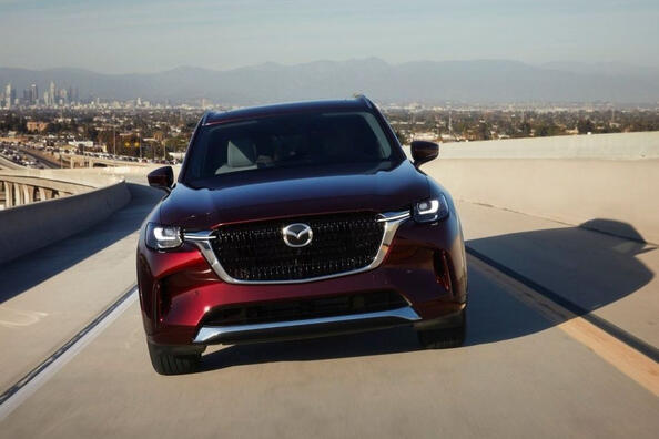 Anmeldelse af Mazda CX-90 SUV med tre rækker