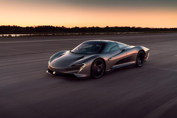 Hvad er en hypercar? Definition, kendetegn og eksempler