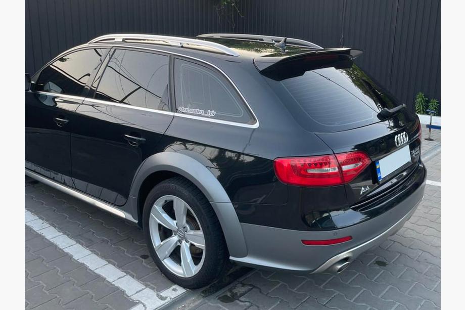 Audi A4 B8 2007–2015 Spoiler DPT V2 (Avant, højglans sort) Foto 2