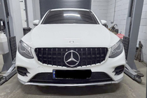 Mercedes GLC X253 2015–2022 Frontgrill GT Panamericana Black (2015-2019) foto 3
