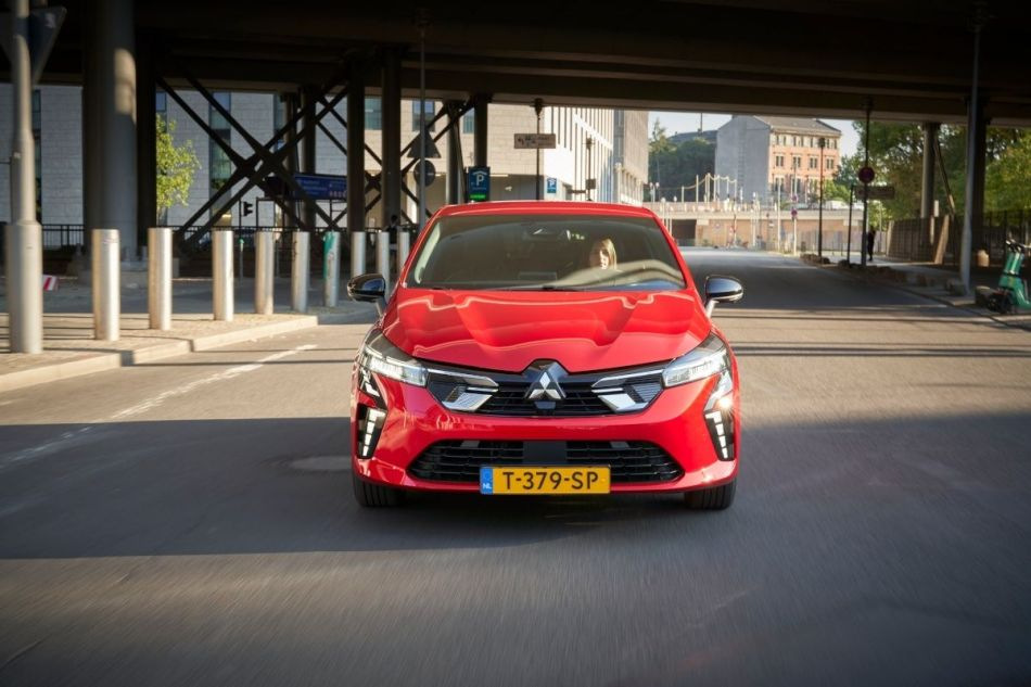Mitsubishi Colt 7: Tekniske specifikationer, udstyr og særpræg
