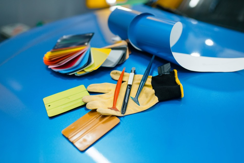 Vinylfolie eller lakering: Hvad er bedst til bilens makeover?