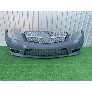 Forreste kofanger 2011-2014 AMG C63 med Diamond Silver-grill foto 1