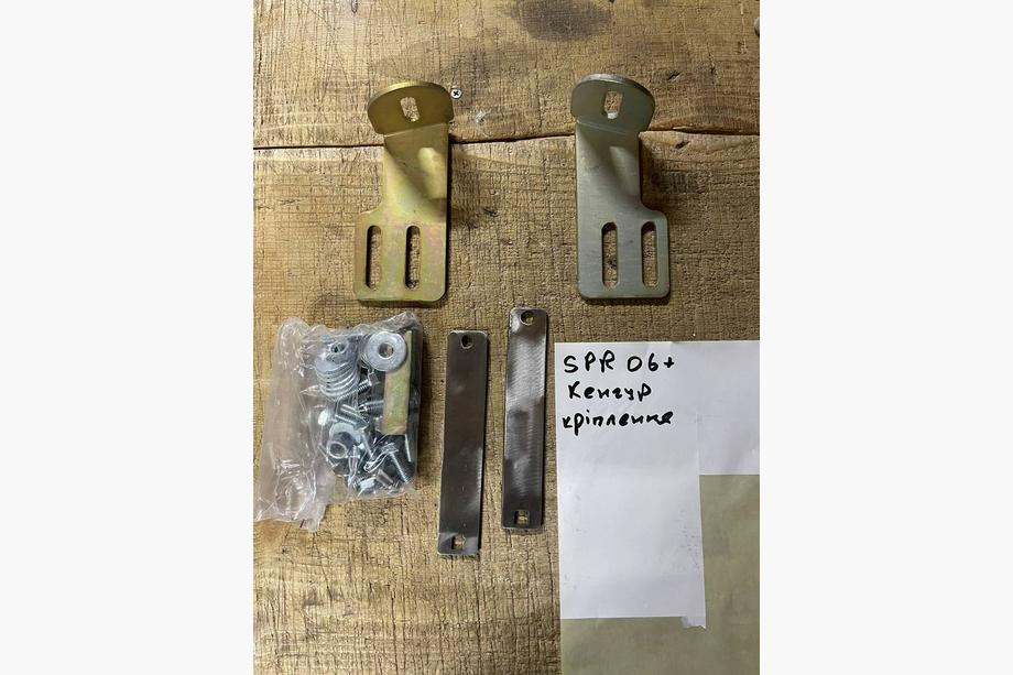 Mercedes Sprinter W906 2006–2018 Monteringsbeslag til bullbar V1 Foto 1